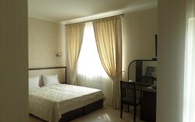 Royal Hotel